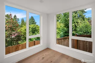 2028 NE 123rd St, Seattle, WA 98125 - Photo 4