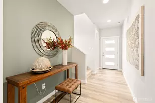 216 NE Shadowhawk Ln, Bremerton, WA 98311 - Photo 4