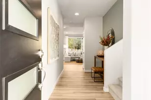 216 NE Shadowhawk Ln, Bremerton, WA 98311 - Photo 2