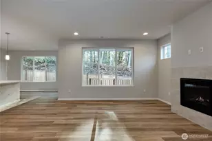 216 NE Shadowhawk Ln, Bremerton, WA 98311 - Photo 8