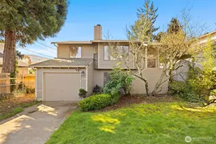 917 N 100th St, Seattle, WA 98133 - Photo 2