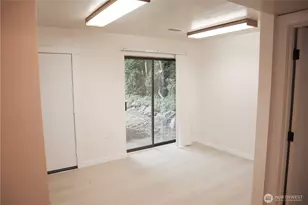 917 N 100th St, Seattle, WA 98133 - Photo 18