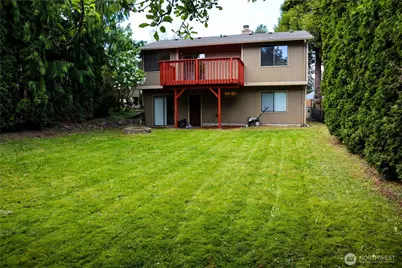 917 N 100th Street, Seattle, WA 98133 - Photo 26