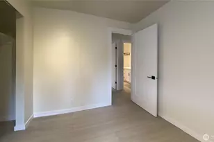 917 N 100th St, Seattle, WA 98133 - Photo 16