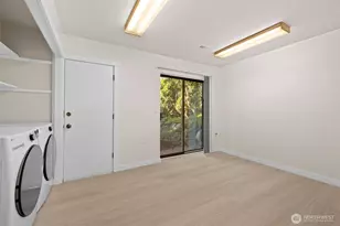 917 N 100th St, Seattle, WA 98133 - Photo 18
