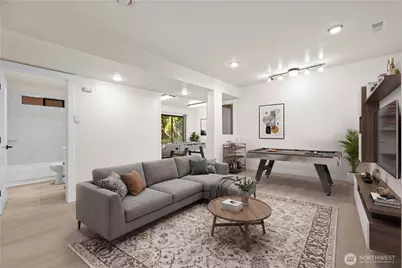 917 N 100th Street, Seattle, WA 98133 - Photo 16