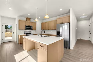 301 Cap Ave, Winlock, WA 98596 - Photo 10