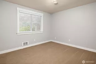 9402 171st Ave SE, Snohomish, WA 98290 - Photo 10