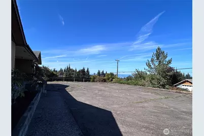 1716 E Third Street, Port Angeles, WA 98362 - Photo 2