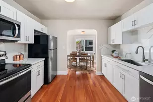 815 S Rose St, Seattle, WA 98108 - Photo 8