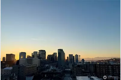 700 E Denny Way #603, Seattle, WA 98122 - Photo 2