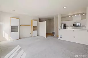 700 E Denny Way, Seattle, WA 98122 - Photo 8