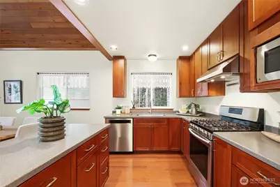 91 Mountain Home Rd, Snoqualmie Pass, WA 98068 - Photo 10