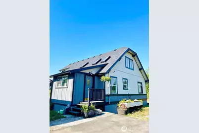 24507 Meridian Avenue E, Graham, WA 98338 - Photo 1