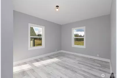 24507 Meridian Avenue E, Graham, WA 98338 - Photo 18