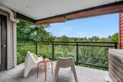 145 105th Avenue SE #11, Bellevue, WA 98004 - Photo 8