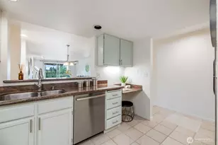 145 105th Ave SE, Bellevue, WA 98004 - Photo 22