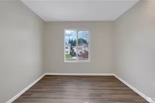 7812 203rd St Ct E, Spanaway, WA 98387 - Photo 10