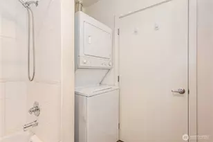 1610 Belmont Ave, Seattle, WA 98122 - Photo 10