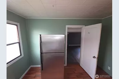 411 120th Street S, Tacoma, WA 98444 - Photo 26