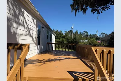 1214 50th Place, Seaview, WA 98644 - Photo 20