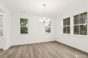 10403 135th Ave NE, Lake Stevens, WA 98258 - Photo 2