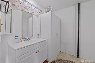 5824 Haddon Ln, Anacortes, WA 98221 - Photo 34