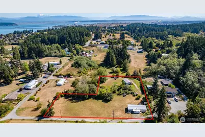 5824 Haddon Lane, Anacortes, WA 98221 - Photo 2