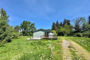 5824 Haddon Ln, Anacortes, WA 98221 - Photo 2