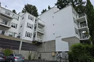 3990 129th Pl SE, Bellevue, WA 98006 - Photo 2