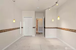 6831 NE 170th St, Kenmore, WA 98028 - Photo 12