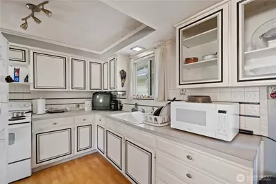 105 NE 180th Street, Shoreline, WA 98155 - Photo 6