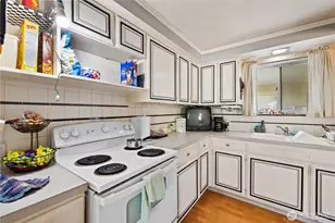 105 NE 180th St, Shoreline, WA 98155 - Photo 4