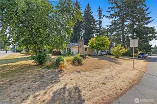 105 NE 180th St, Shoreline, WA 98155 - Photo 28