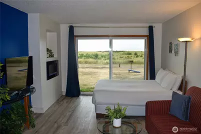 304 14th Street NW #117, Long Beach, WA 98631 - Photo 2