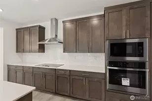 317 N 55th St, Mount Vernon, WA 98273 - Photo 6