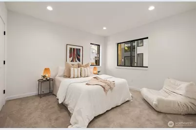 5252 23rd Avenue SW, Seattle, WA 98106 - Photo 16