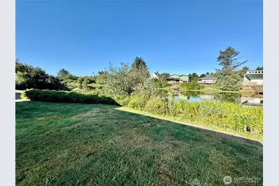 333 Canal Drive NE, Ocean Shores, WA 98569 - Photo 30