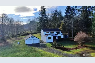 16 Urych Road, Raymond, WA 98577 - Photo 1