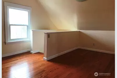 1920 E Jefferson Street #B, Seattle, WA 98122 - Photo 4