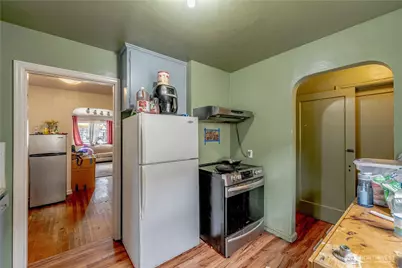 423 Park Avenue N, Renton, WA 98057 - Photo 10