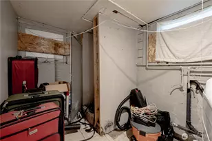 423 Park Ave N, Renton, WA 98057 - Photo 24