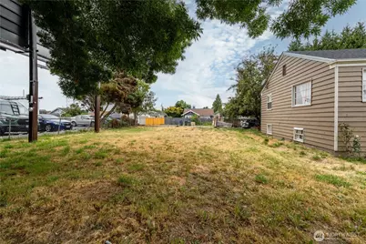 423 Park Avenue N, Renton, WA 98057 - Photo 38