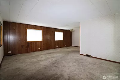 18305 35th Avenue S #357, SeaTac, WA 98188 - Photo 4