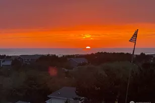 32007 J Pl, Ocean Park, WA 98640 - Photo 14