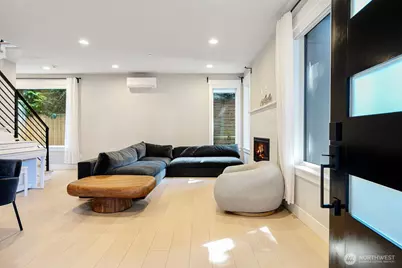 10931 NE 133rd Street, Kirkland, WA 98034 - Photo 4