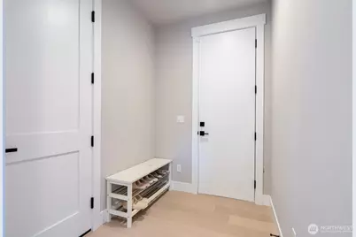 10931 NE 133rd Street, Kirkland, WA 98034 - Photo 12