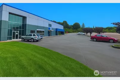 3077 20th Street E #D, Fife, WA 98424 - Photo 2