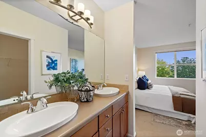 2960 SW Raymond Street #204, Seattle, WA 98126 - Photo 24