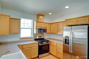 448 Garden Ln, Burlington, WA 98233 - Photo 8